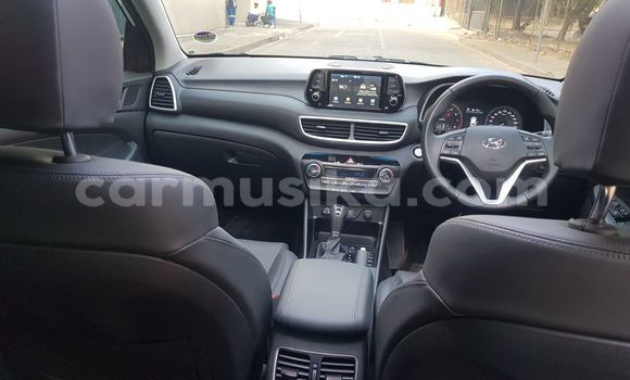 Acheter Occasion Voiture Hyundai Tucson Blanc à Beitbridge, Matabeleland South Acheter Occasion Voiture Hyundai Tucson Blanc à Beitbridge, Matabeleland South
