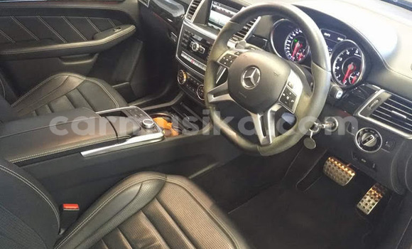 Acheter Occasion Voiture Mercedes‒Benz AMG GLC Blanc à Beitbridge, Matabeleland South Acheter Occasion Voiture Mercedes‒Benz AMG GLC Blanc à Beitbridge, Matabeleland South