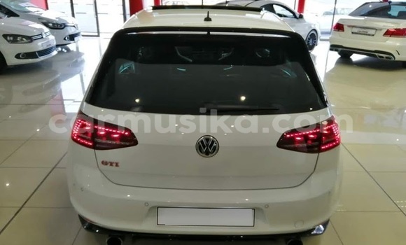 Acheter Occasion Voiture Volkswagen Golf GTI Blanc à Beitbridge, Matabeleland South Acheter Occasion Voiture Volkswagen Golf GTI Blanc à Beitbridge, Matabeleland South