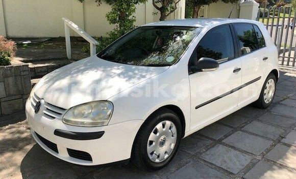 Acheter Occasion Voiture Volkswagen Golf Blanc à Bulawayo, Bulawayo Acheter Occasion Voiture Volkswagen Golf Blanc à Bulawayo, Bulawayo
