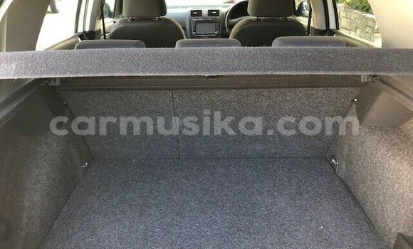 Acheter Occasion Voiture Volkswagen Golf Blanc à Bulawayo, Bulawayo Acheter Occasion Voiture Volkswagen Golf Blanc à Bulawayo, Bulawayo