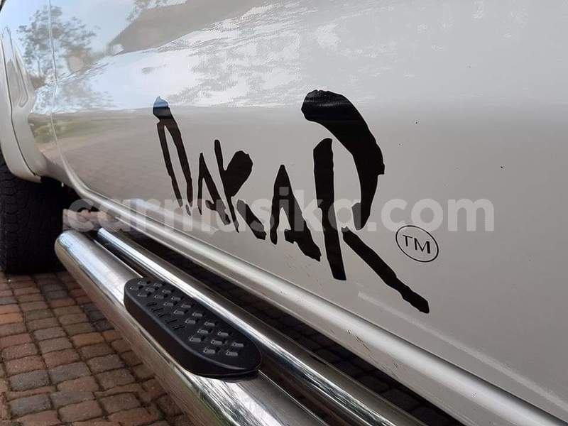 Big with watermark toyota hilux matabeleland south beitbridge 10101