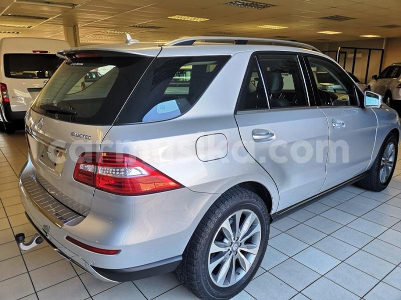 Buy used mercedes‒benz mlclass silver car in harare in harare carmusika