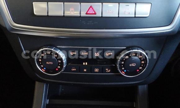 Acheter Occasion Voiture Mercedes‒Benz ML–Class Gris à Harare, Harare Acheter Occasion Voiture Mercedes‒Benz ML–Class Gris à Harare, Harare