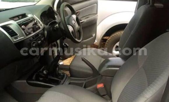 Tenga Tsaru Toyota Hilux Chena Mota in Harare in Harare Tenga Tsaru Toyota Hilux Chena Mota in Harare in Harare