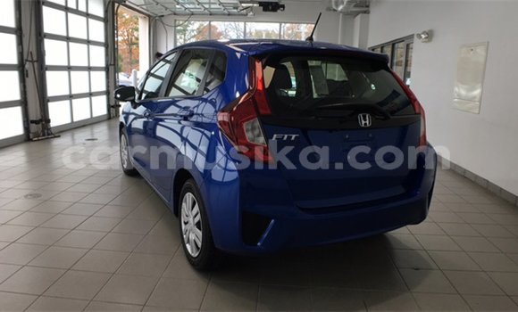 Buy Used Honda Fit Blue Car in Beitbridge in Matabeleland South Buy Used Honda Fit Blue Car in Beitbridge in Matabeleland South