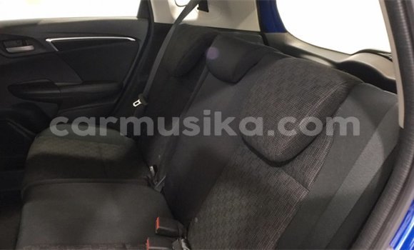 Buy Used Honda Fit Blue Car in Beitbridge in Matabeleland South Buy Used Honda Fit Blue Car in Beitbridge in Matabeleland South