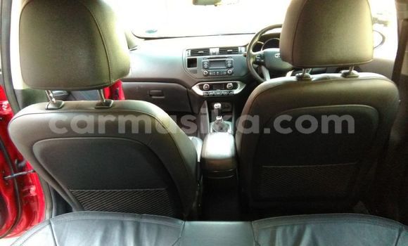 Acheter Occasion Voiture Kia Rio Rouge à Beitbridge, Matabeleland South Acheter Occasion Voiture Kia Rio Rouge à Beitbridge, Matabeleland South