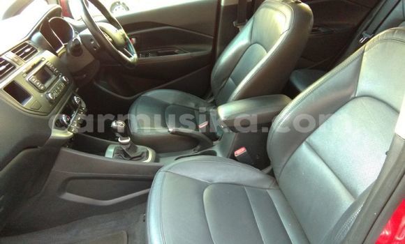 Acheter Occasion Voiture Kia Rio Rouge à Beitbridge, Matabeleland South Acheter Occasion Voiture Kia Rio Rouge à Beitbridge, Matabeleland South