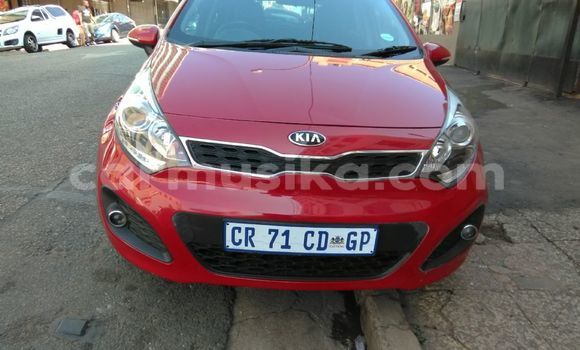 Acheter Occasion Voiture Kia Rio Rouge à Beitbridge, Matabeleland South Acheter Occasion Voiture Kia Rio Rouge à Beitbridge, Matabeleland South