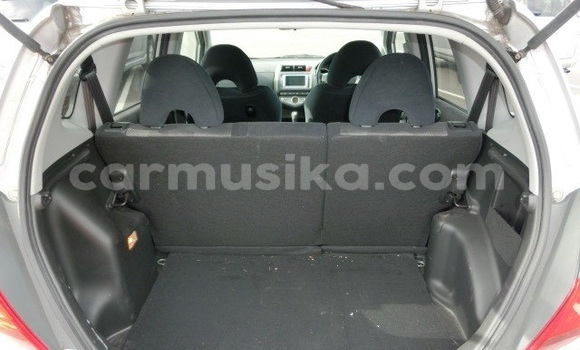 Acheter Occasion Voiture Honda Fit Gris à Beitbridge, Matabeleland South Acheter Occasion Voiture Honda Fit Gris à Beitbridge, Matabeleland South