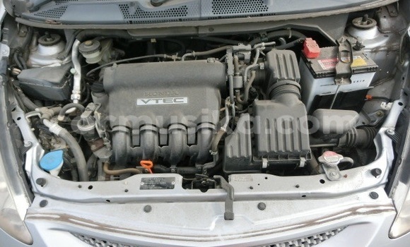 Acheter Occasion Voiture Honda Fit Gris à Beitbridge, Matabeleland South Acheter Occasion Voiture Honda Fit Gris à Beitbridge, Matabeleland South