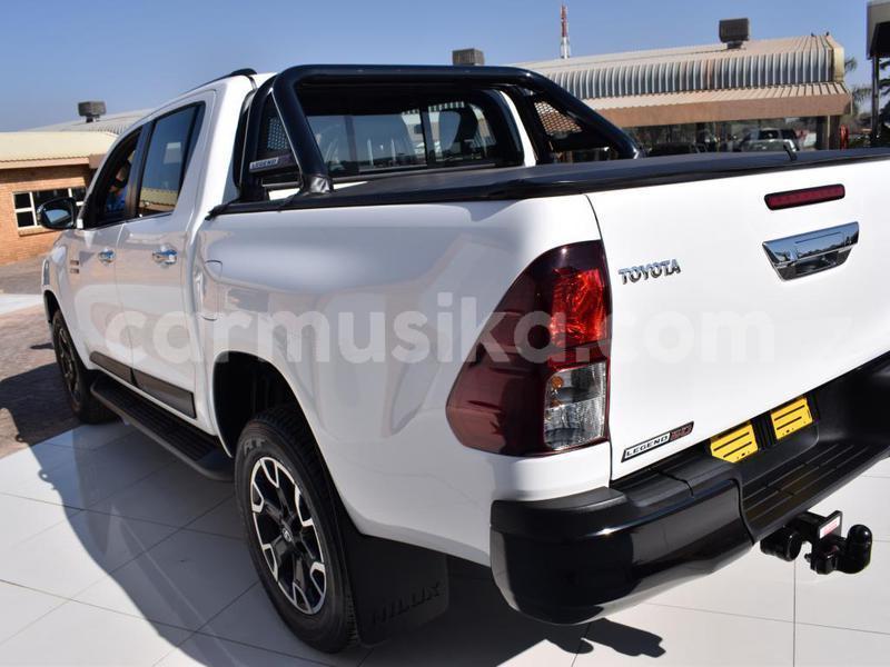 Big with watermark toyota hilux matabeleland south beitbridge 10132