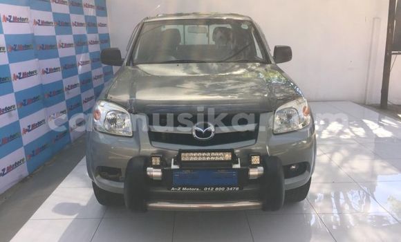 Nunua Ilio tumika Mazda BT-50 Fedha Gari ndani ya Beitbridge nchini Matabeleland Kusini Nunua Ilio tumika Mazda BT-50 Fedha Gari ndani ya Beitbridge nchini Matabeleland Kusini