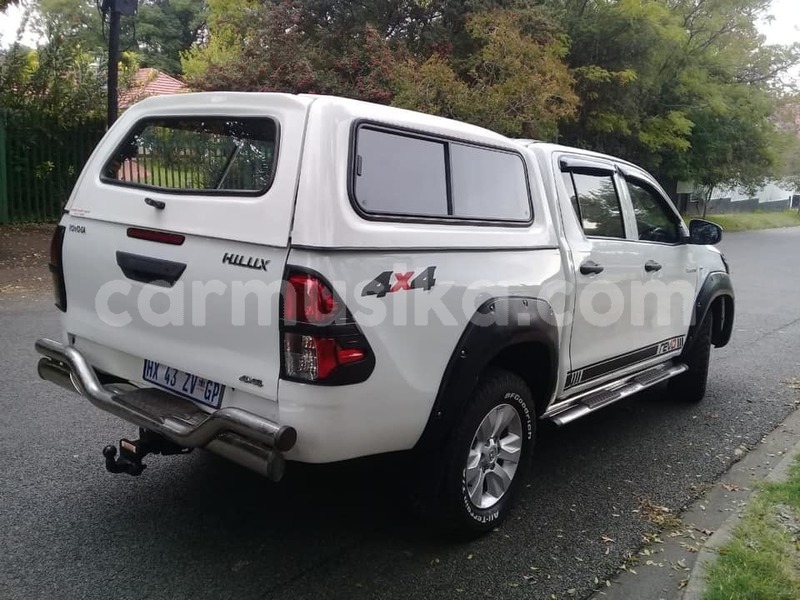 Big with watermark toyota hilux matabeleland south beitbridge 10142