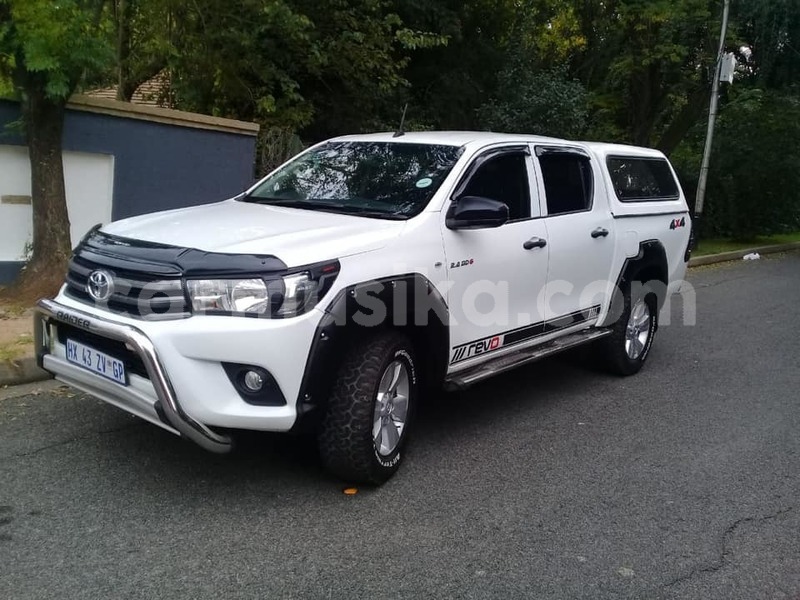 Big with watermark toyota hilux matabeleland south beitbridge 10142