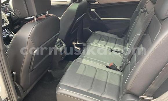 Buy Used Volkswagen Tiguan White Car in Beitbridge in Matabeleland South Buy Used Volkswagen Tiguan White Car in Beitbridge in Matabeleland South