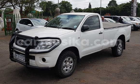 Acheter Occasion Voiture Toyota Hilux Blanc à Beitbridge, Matabeleland South Acheter Occasion Voiture Toyota Hilux Blanc à Beitbridge, Matabeleland South