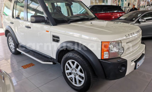 Acheter Occasion Voiture Land Rover Discovery Sport Blanc à Beitbridge, Matabeleland South Acheter Occasion Voiture Land Rover Discovery Sport Blanc à Beitbridge, Matabeleland South