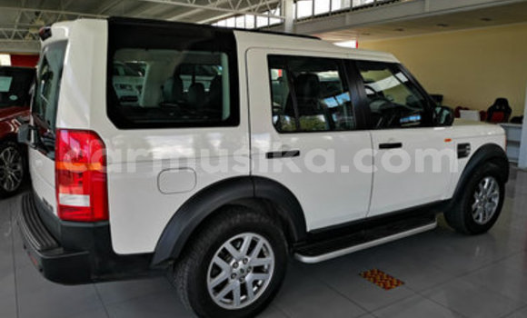 Acheter Occasion Voiture Land Rover Discovery Sport Blanc à Beitbridge, Matabeleland South Acheter Occasion Voiture Land Rover Discovery Sport Blanc à Beitbridge, Matabeleland South