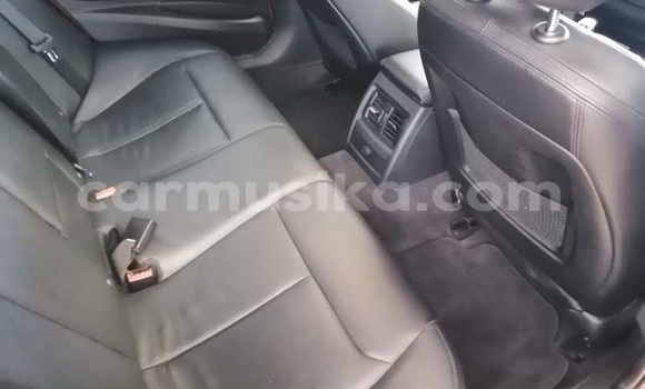 Acheter Occasion Voiture BMW 3–Series Rouge à Beitbridge, Matabeleland South Acheter Occasion Voiture BMW 3–Series Rouge à Beitbridge, Matabeleland South