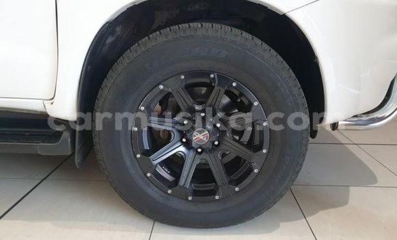 Tenga Tsaru Toyota Fortuner Chena Mota in Bulawayo in Bulawayo Tenga Tsaru Toyota Fortuner Chena Mota in Bulawayo in Bulawayo