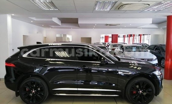 Acheter Occasion Voiture Jaguar F-Pace Noir à Beitbridge, Matabeleland South Acheter Occasion Voiture Jaguar F-Pace Noir à Beitbridge, Matabeleland South