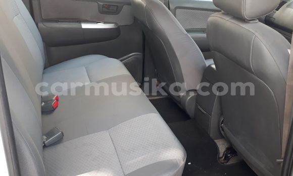 Tenga Tsaru Toyota Hilux Chena Mota in Beitbridge in Matabeleland South Tenga Tsaru Toyota Hilux Chena Mota in Beitbridge in Matabeleland South