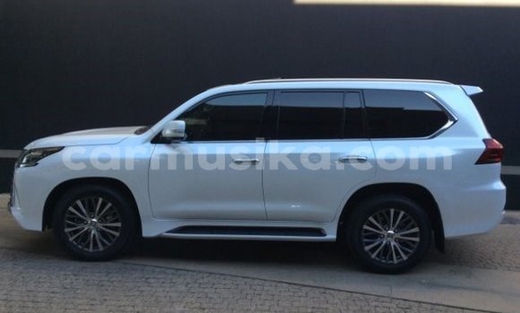 Acheter Occasion Voiture Lexus LX Blanc à Beitbridge, Matabeleland South Acheter Occasion Voiture Lexus LX Blanc à Beitbridge, Matabeleland South