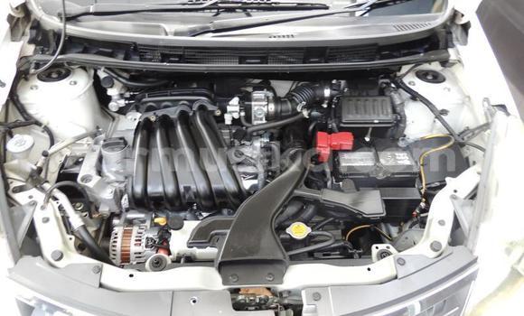 Acheter Occasion Voiture Nissan Livina Blanc à Beitbridge, Matabeleland South Acheter Occasion Voiture Nissan Livina Blanc à Beitbridge, Matabeleland South