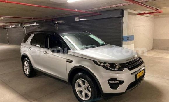 Acheter Occasion Voiture Land Rover Discovery Blanc à Beitbridge, Matabeleland South Acheter Occasion Voiture Land Rover Discovery Blanc à Beitbridge, Matabeleland South