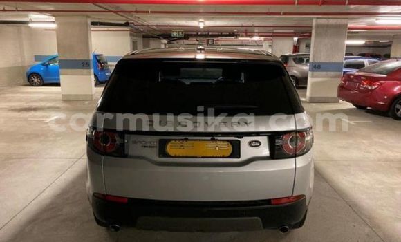 Acheter Occasion Voiture Land Rover Discovery Blanc à Beitbridge, Matabeleland South Acheter Occasion Voiture Land Rover Discovery Blanc à Beitbridge, Matabeleland South