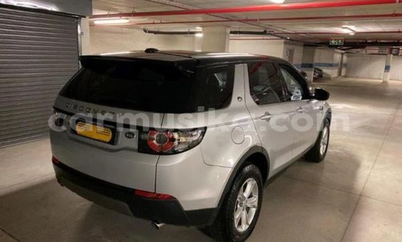 Acheter Occasion Voiture Land Rover Discovery Blanc à Beitbridge, Matabeleland South Acheter Occasion Voiture Land Rover Discovery Blanc à Beitbridge, Matabeleland South