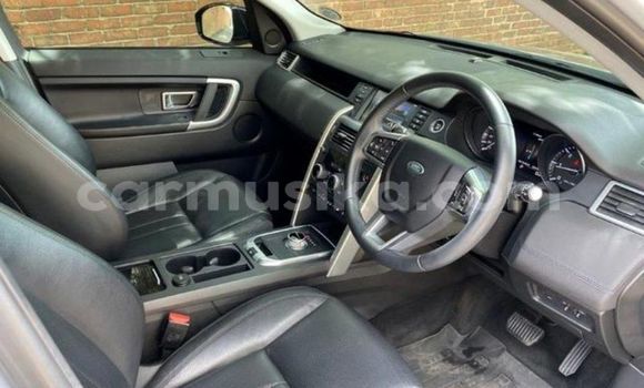 Acheter Occasion Voiture Land Rover Discovery Blanc à Beitbridge, Matabeleland South Acheter Occasion Voiture Land Rover Discovery Blanc à Beitbridge, Matabeleland South