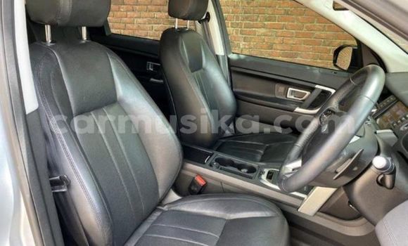 Acheter Occasion Voiture Land Rover Discovery Blanc à Beitbridge, Matabeleland South Acheter Occasion Voiture Land Rover Discovery Blanc à Beitbridge, Matabeleland South