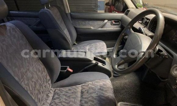 Buy Used Toyota Land Cruiser White Car in Beitbridge in Matabeleland South Buy Used Toyota Land Cruiser White Car in Beitbridge in Matabeleland South
