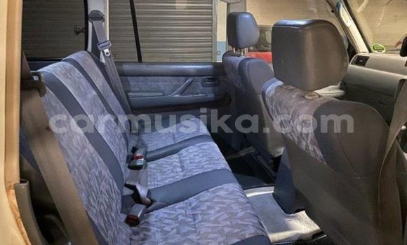 Buy Used Toyota Land Cruiser White Car in Beitbridge in Matabeleland South Buy Used Toyota Land Cruiser White Car in Beitbridge in Matabeleland South