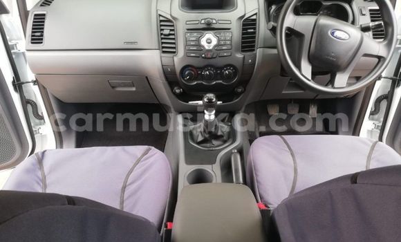 Acheter Occasion Voiture Ford Ranger Blanc à Borrowdale, Harare Acheter Occasion Voiture Ford Ranger Blanc à Borrowdale, Harare