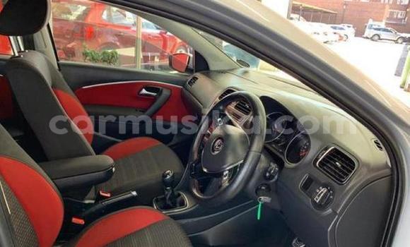 Tenga Tsaru Volkswagen Polo Sirivha Mota in Beitbridge in Matabeleland South Tenga Tsaru Volkswagen Polo Sirivha Mota in Beitbridge in Matabeleland South