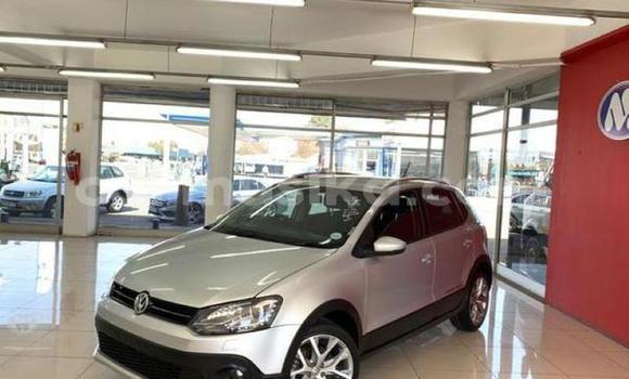 Tenga Tsaru Volkswagen Polo Sirivha Mota in Beitbridge in Matabeleland South Tenga Tsaru Volkswagen Polo Sirivha Mota in Beitbridge in Matabeleland South