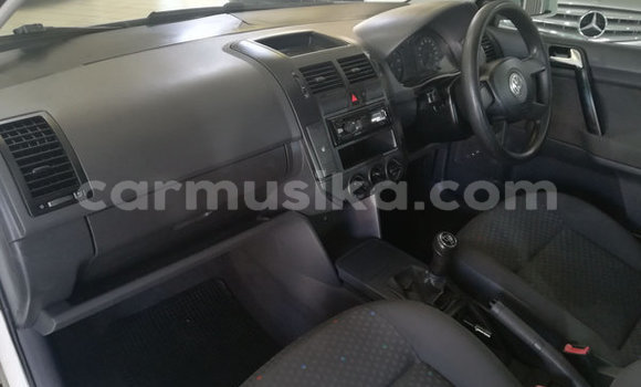 Tenga Tsaru Volkswagen Polo Chena Mota in Beitbridge in Matabeleland South Tenga Tsaru Volkswagen Polo Chena Mota in Beitbridge in Matabeleland South