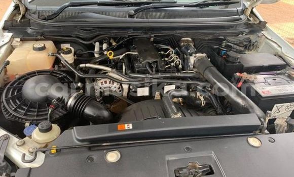 Acheter Occasion Voiture Audi A4 Rouge à Beitbridge, Matabeleland South Acheter Occasion Voiture Audi A4 Rouge à Beitbridge, Matabeleland South