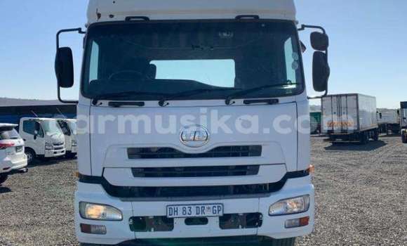 Acheter Occasion Voiture Nissan 280ZX Blanc à Beitbridge, Matabeleland South Acheter Occasion Voiture Nissan 280ZX Blanc à Beitbridge, Matabeleland South