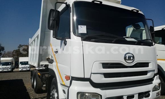 Acheter Occasion Voiture Nissan 280ZX Blanc à Beitbridge, Matabeleland South Acheter Occasion Voiture Nissan 280ZX Blanc à Beitbridge, Matabeleland South