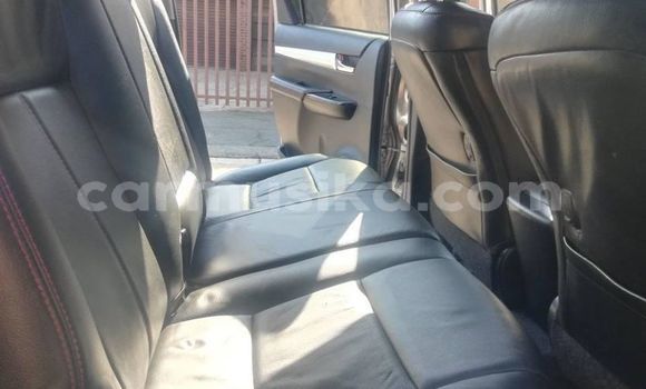 Acheter Occasion Voiture Toyota Hilux Gris à Beitbridge, Matabeleland South Acheter Occasion Voiture Toyota Hilux Gris à Beitbridge, Matabeleland South