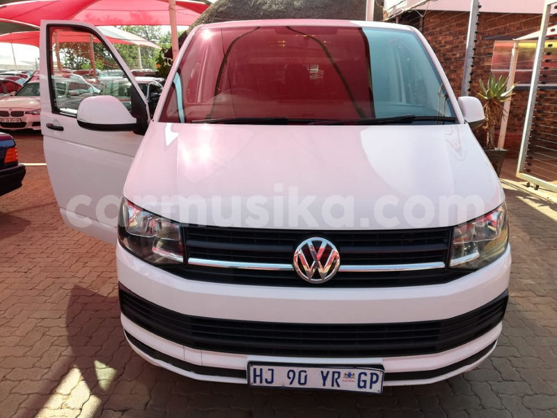 Big with watermark volkswagen caravelle matabeleland south beitbridge 10212