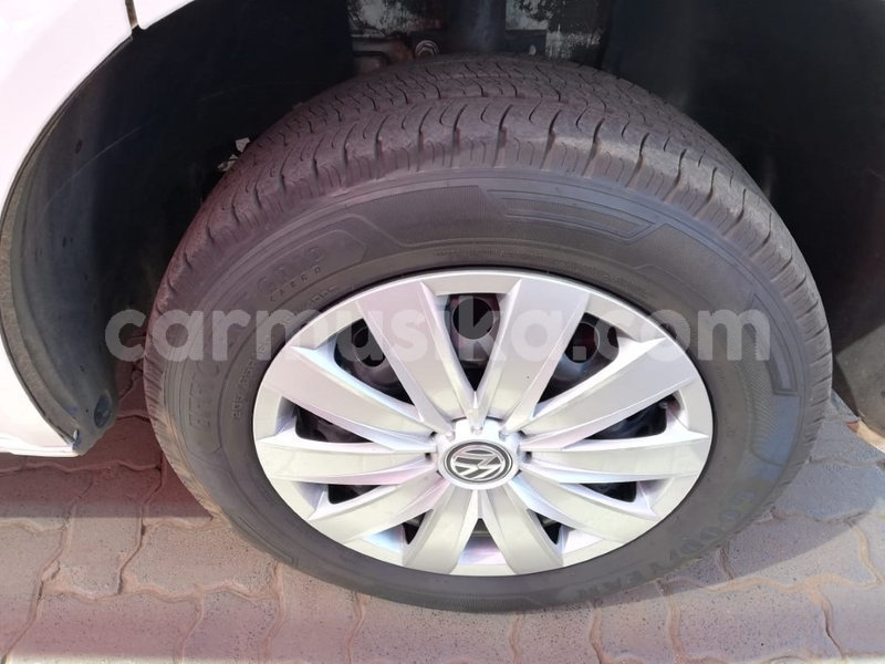 Big with watermark volkswagen caravelle matabeleland south beitbridge 10212