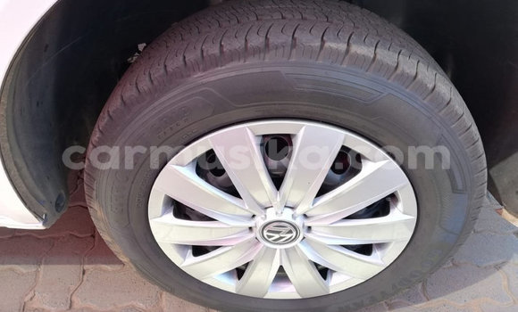 Buy Used Volkswagen Caravelle White Car in Beitbridge in Matabeleland South Buy Used Volkswagen Caravelle White Car in Beitbridge in Matabeleland South