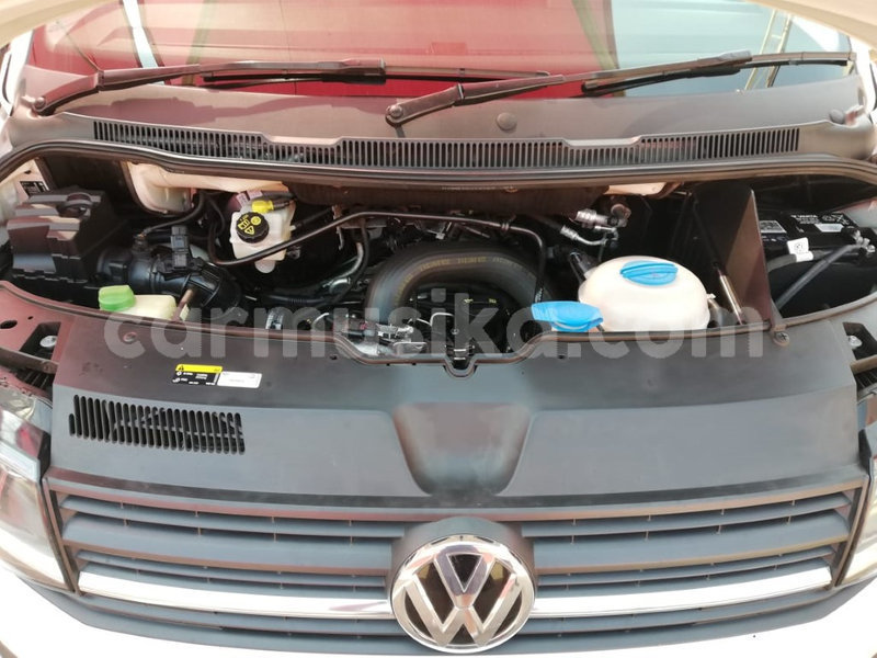 Big with watermark volkswagen caravelle matabeleland south beitbridge 10212