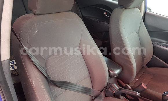 Nunua Ilio tumika Kia Rio Bluu Gari ndani ya Beitbridge nchini Matabeleland Kusini Nunua Ilio tumika Kia Rio Bluu Gari ndani ya Beitbridge nchini Matabeleland Kusini